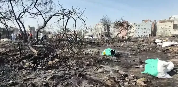 Devastating Fire Destroys Hundreds of Slums Near Delhi's Matiala Fish Market