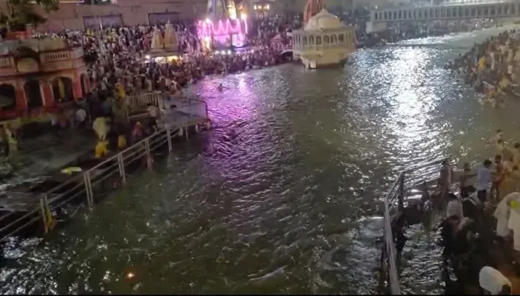 Somvati Amavasya 2025: Lakhs throng Haridwar's Ganga ghats for sacred dip