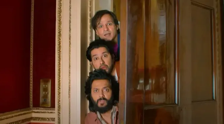 क्या बॉलीवुड की कल्ट क्लासिक 'मस्ती 4' का धमाकेदार पोस्टर रिलीज हुआ?