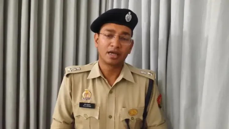 मथुरा में सड़क दुर्घटना के बाद फैली अफवाहों पर बवाल, 13 गिरफ्तार