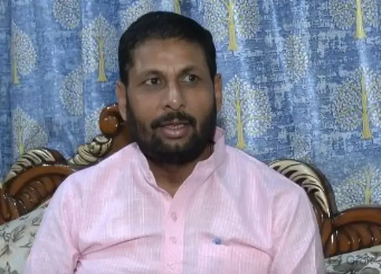 मथुरा की घटना पर भाजपा विधायक राजेश चौधरी की प्रतिक्रिया, दोषियों के खिलाफ सख्त कार्रवाई की बात