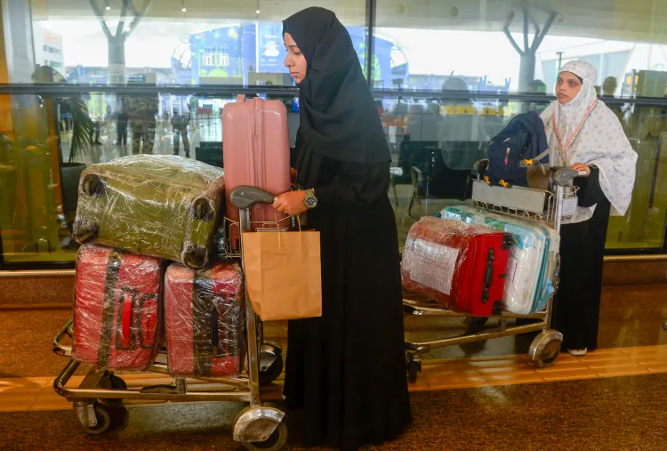 पश्चिम एशिया में ईरान के हमले जारी, 52,000 भारतीयों ने लौटने का लिया लाभ