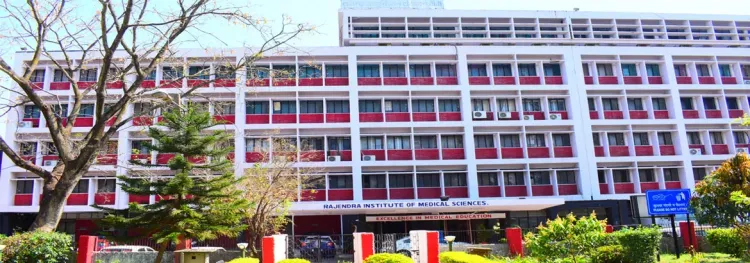 झारखंड में मेडिकल नामांकन की नई एसओपी लागू: फर्जी प्रमाण-पत्र मिला तो FIR और तत्काल एडमिशन रद्द