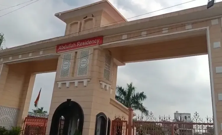 क्या मेरठ के रेजिडेंसी कॉलोनी पर धार्मिक भेदभाव का आरोप सही है?