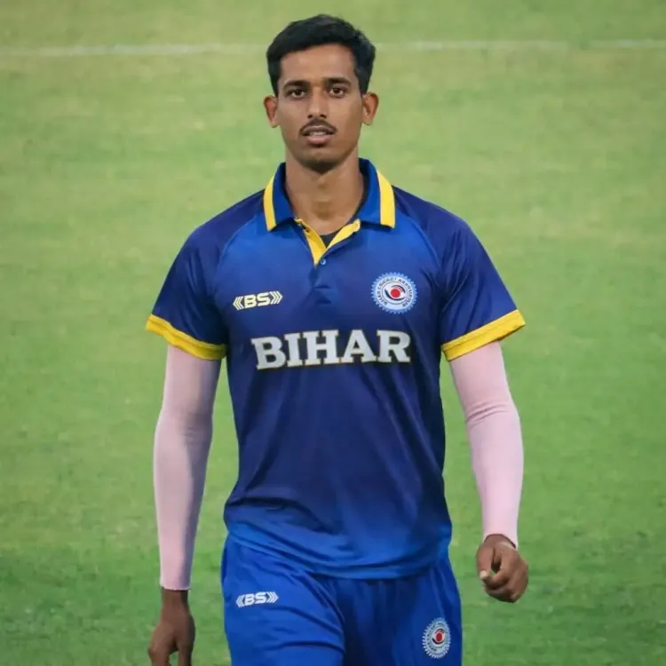 Who is Mohammad Izhar - the left-arm pacer from Bihar captivating Mumbai Indians?