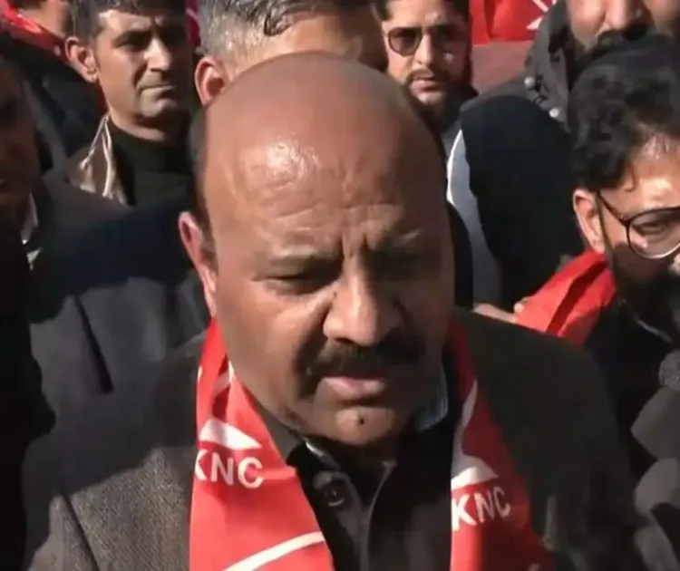 क्या महबूबा मुफ्ती के बयान बदलते रहते हैं, उन पर ध्यान नहीं दिया जाना चाहिए?