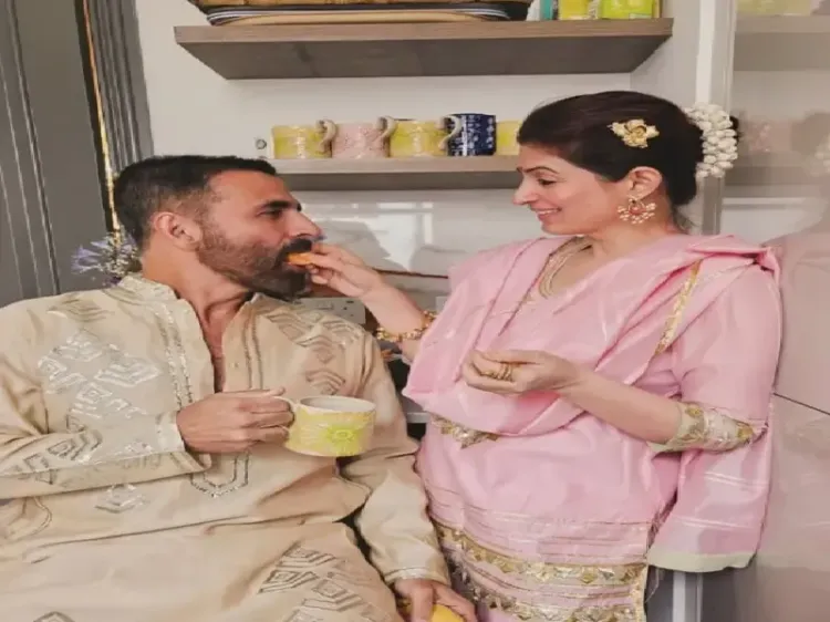 क्या अक्षय कुमार को शादी के 25 साल बाद डिंपल कपाड़िया की याद आई?