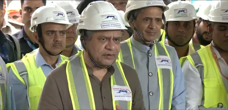 क्या मिडिल क्लास की सवारी होगी बुलेट ट्रेन, पहले टिकट बुक करने की नहीं पड़ेगी जरूरत?