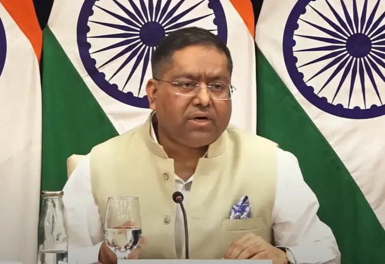 मध्य-पूर्व में व्यापारी जहाज पर हमला: दो भारतीयों की मौत, एक लापता