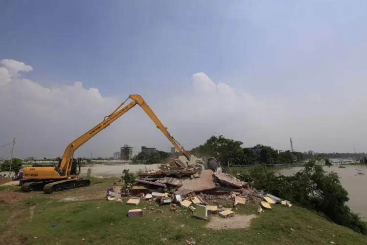 Are Millions of Bangladeshis Facing Threats from Water-Driven Changes?