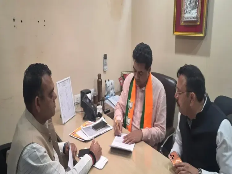 What Did Minister Kapil Mishra Discuss During the Public Hearing at Delhi BJP Office?