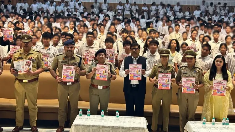 मिशन शक्ति फेज-6.0: गौतमबुद्धनगर में 5,000 विद्यार्थियों को साइबर अपराध से बचाव की ट्रेनिंग