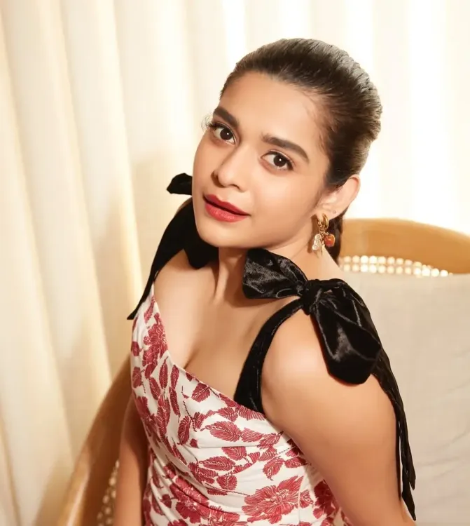 Mithila Palkar reveals trick shared by Vir Das for landing punches