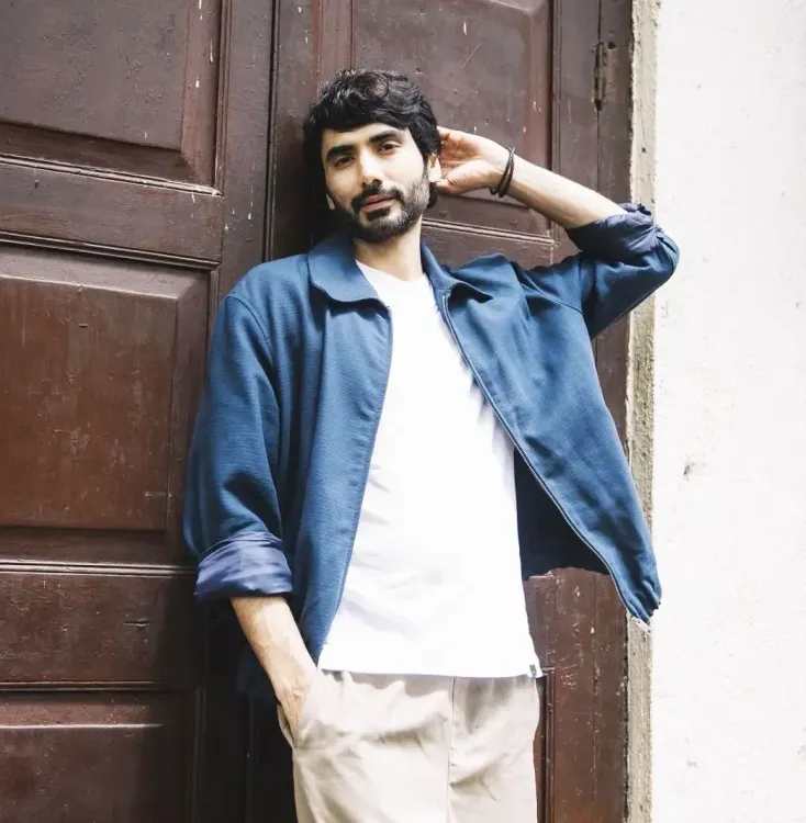 क्या ‘मिट्टी – एक नई पहचान’ में ईश्वाक सिंह ने ग्रामीण जीवन पर महत्वपूर्ण बातें कहीं?