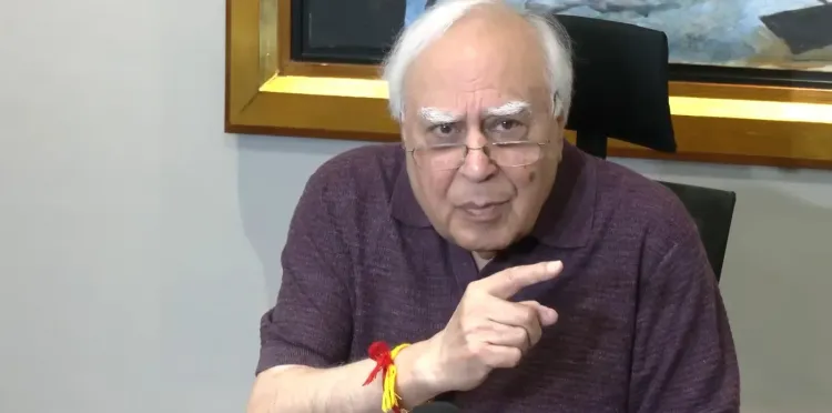 भागवत के न्यूयॉर्क बयान पर विपक्ष का पलटवार: सिब्बल बोले — 'भारत में विविधता खतरे में थी, तब चुप रहे'