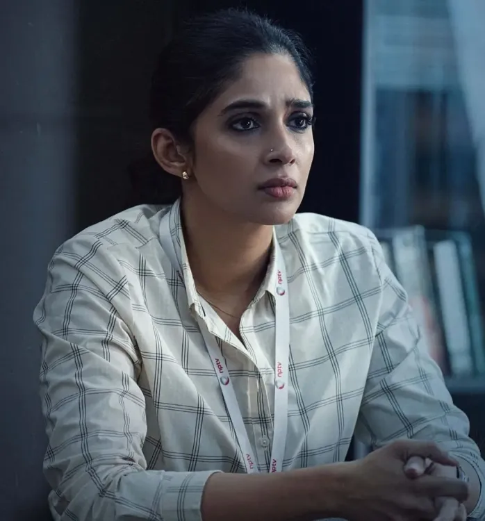 Mohanlal Unveils Nyla Usha as Arundathi Sanjeev in L2: Empuraan