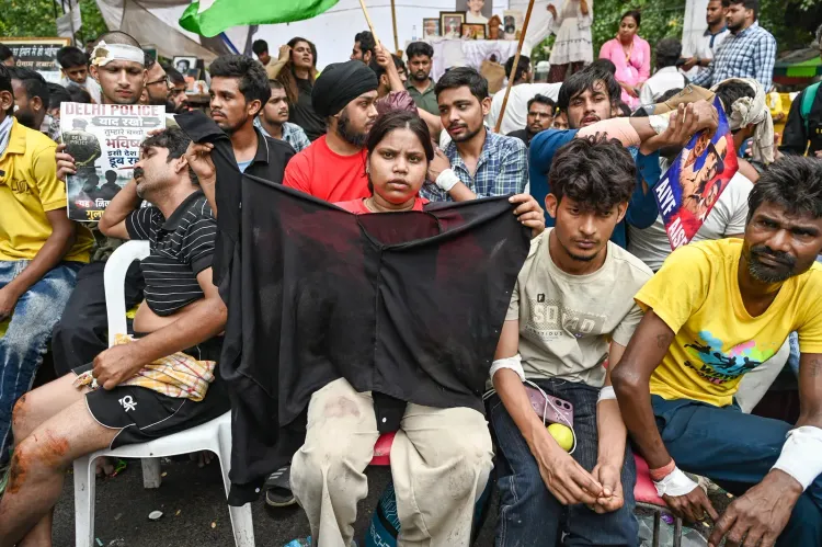 Vismaya Mohanlal faces cyber abuse over NEET protest support