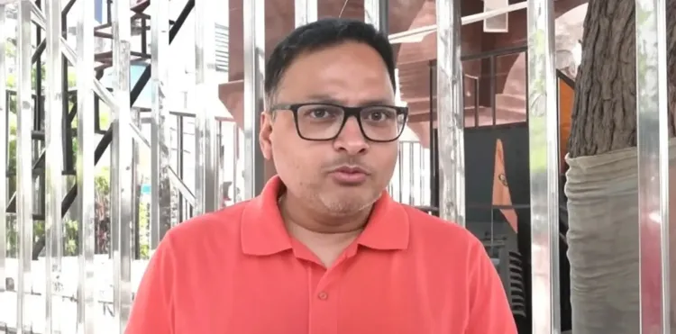 क्या मोहिबुल्लाह नदवी और आजम खान के बीच कोई विवाद है?