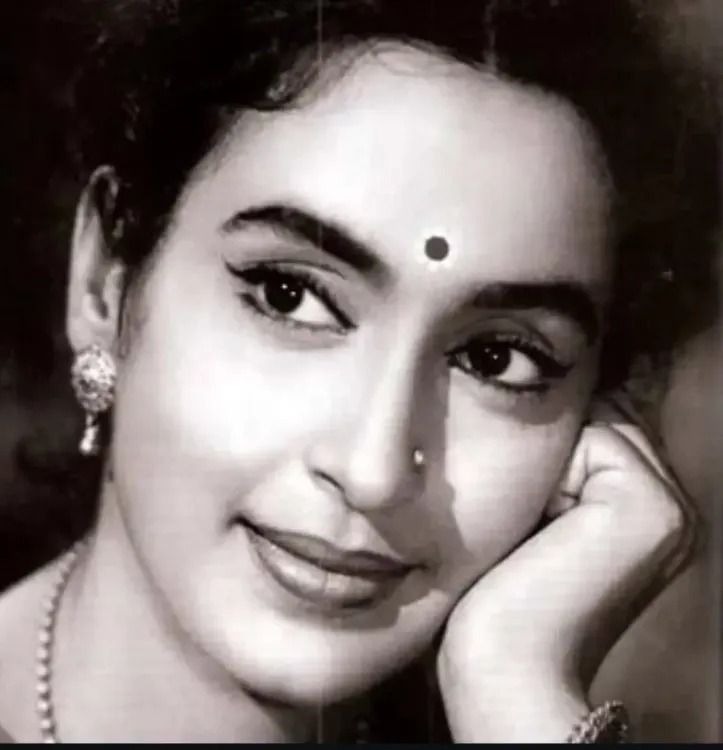 How Did Mohnish Bahl Honor His Mother Nutan on Her 35th Death Anniversary?