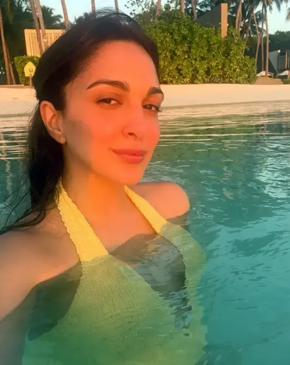 Kiara Advani enjoys beach holiday with Sidharth Malhotra & daughter Saraayah before second baby