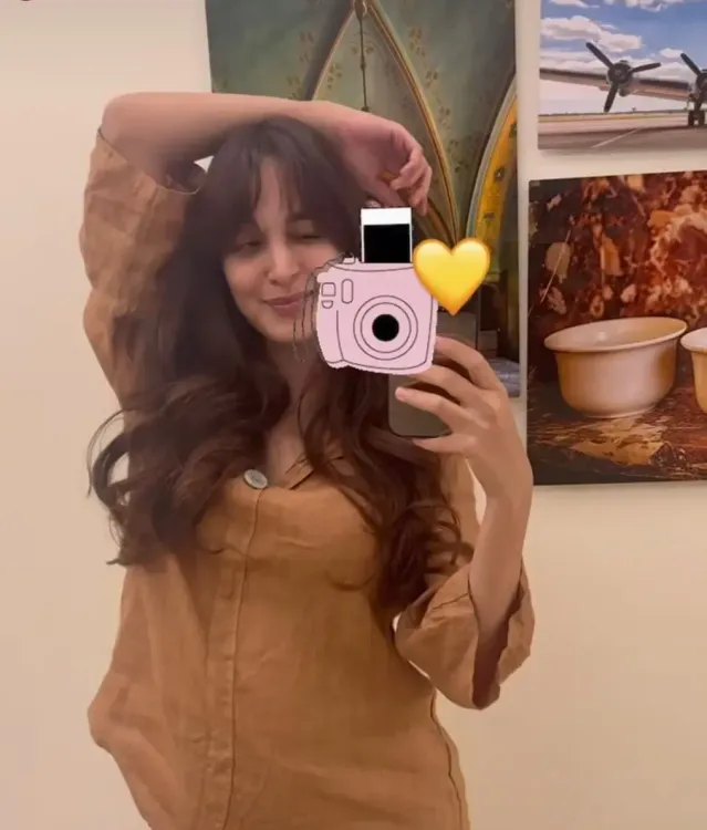 Kiara Advani sports new haircut and baggy look amid second pregnancy