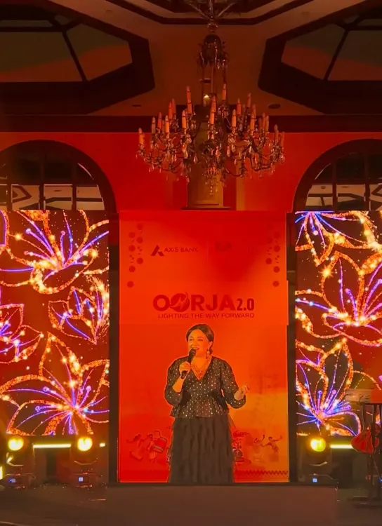 Did Monali Thakur Heartfelt Tribute to Dharmendra Shine?