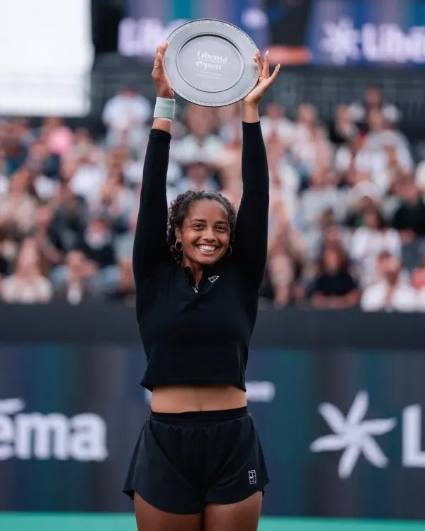 Robin Montgomery wins maiden WTA title at s'Hertogenbosch as Krejcikova retires ill