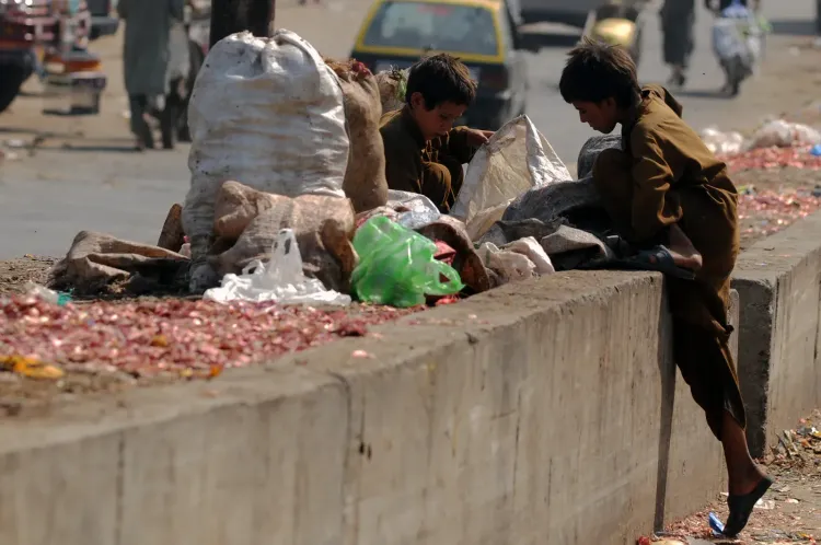 Pakistan child labour report: 8.6 million children at risk, 6.6 million in hazardous work