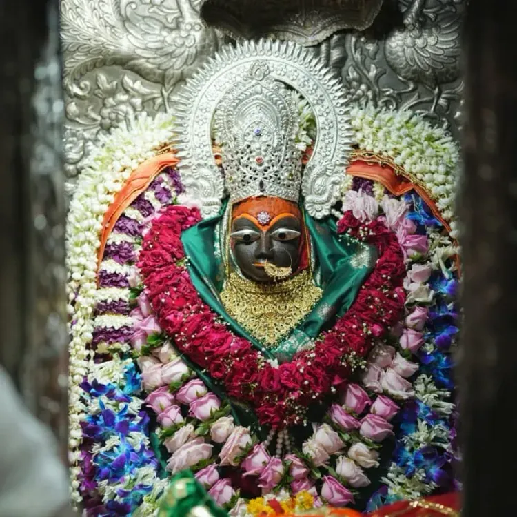 MP CM Mohan Yadav Offers Prayers at Maihar's Maa Sharda Devi Temple