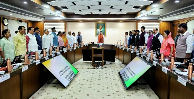MP CM Mohan Yadav Opens Cabinet with Vande Mataram