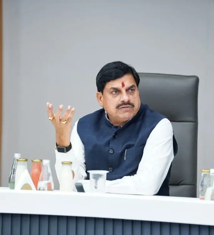 MP CM Mohan Yadav Studies Amaravati's Smart Township Blueprint