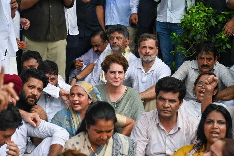 MP Congress MLAs stage dharna at Assembly over Delhi student lathi-charge