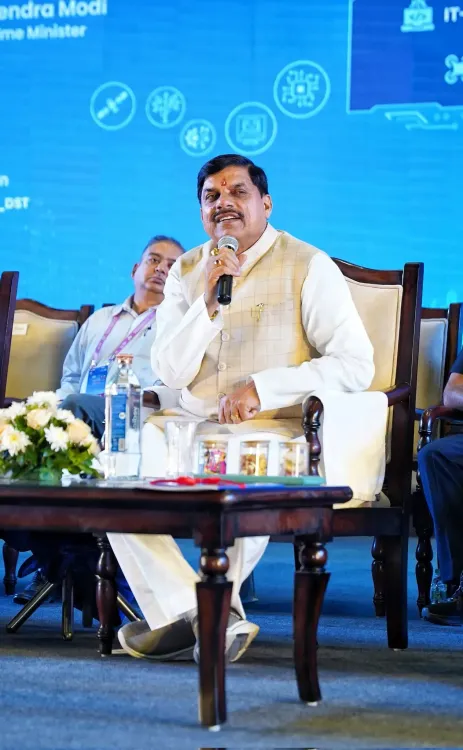 How much investment did MP govt receive at the 'Tech Growth Conclave'?