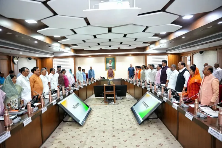 MP Cabinet hikes OBC scholarship to ₹10,000/month, approves ₹26,800 crore development push