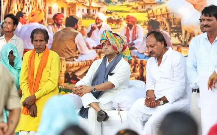 Scindia rides bullock cart at Gram Chaupal in MP's Ashoknagar, reviews welfare schemes
