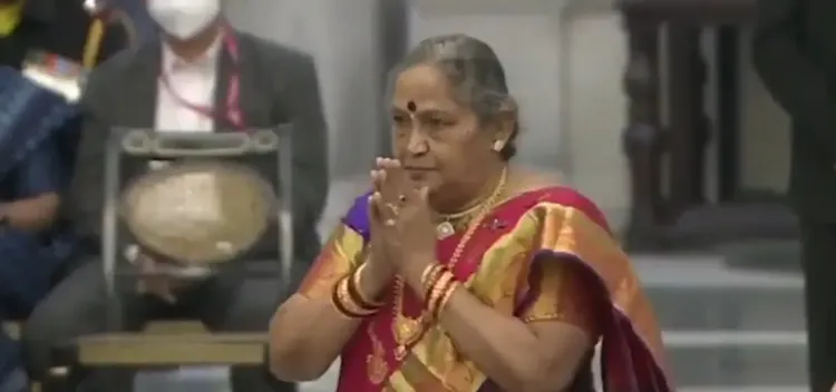 निदुमोलु सुमति: मृदंगम में महिलाओं की राह खोलने वाली पहली पेशेवर वादक, पद्म श्री से सम्मानित