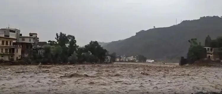 राजौरी बाढ़: सीएम उमर अब्दुल्ला ने जताया दुख, खुद जम्मू पहुँचकर लेंगे हालात का जायजा