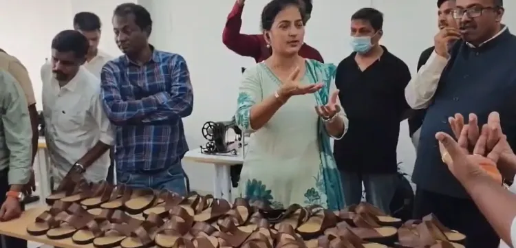 कांदिवली में लेदर वर्कर्स के लिए कौशल विकास कार्यक्रम: पारंपरिक हुनर में आधुनिकता की छाप