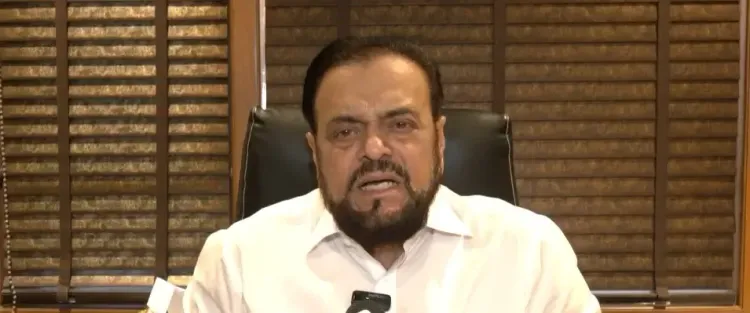 मुंबई के पायधुनी में तरबूज खाने से एक परिवार के 4 की मौत, अबू आजमी ने CM फडणवीस से फॉरेंसिक जांच की माँग की