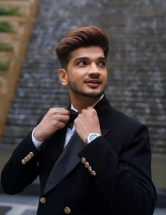 How Has Munawar Faruqui Lived the Life of His Character?