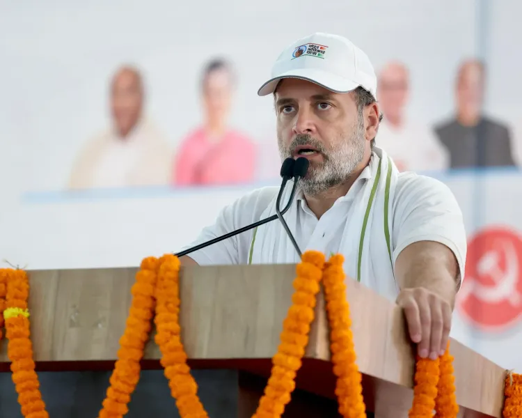 क्या राहुल गांधी ने कहा कि 'संविधान पर चोट की जा रही है'?