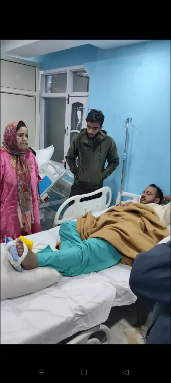 क्या नौगाम विस्फोट के बाद जम्मू-कश्मीर सरकार ने मृतकों के परिजनों को 10 लाख और घायलों को 1 लाख की सहायता का ऐलान किया?