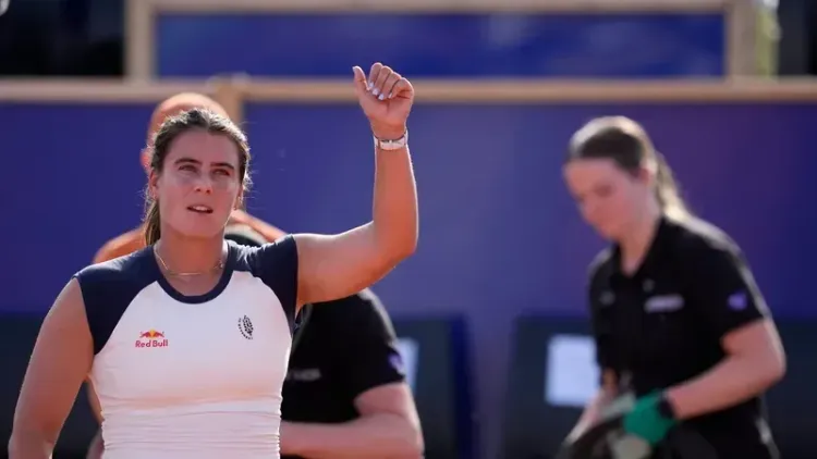 Navarro back in top 30, Marcinko claims maiden WTA title in Rabat