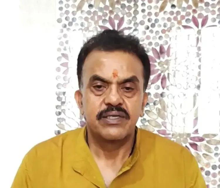 क्या नक्सल मुक्त भारत की ओर बढ़ रहा है देश? विकास और संविधान के दायरे में हो रहा काम : संजय निरुपम