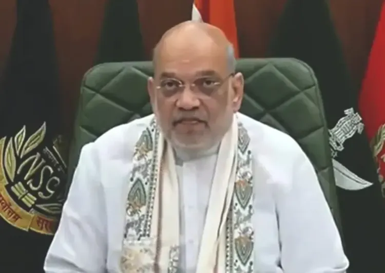 बस्तर के नक्सल-पीड़ित आदिवासियों के घाव भरना सरकार की जिम्मेदारी: अमित शाह