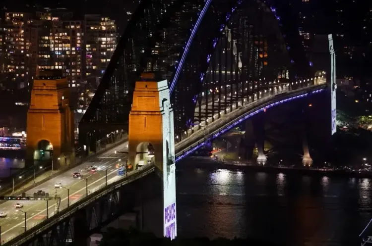 क्या नए साल पर सिडनी ने आतंक के खिलाफ एकजुटता का संदेश दिया?