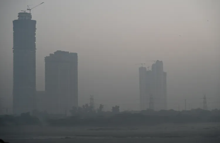 क्या एनसीआर में हवा अब भी ‘बेहद खराब’ है? तेज सर्द हवाओं के बाद भी नहीं मिला आराम, 9 डिग्री तक गिरेगा तापमान