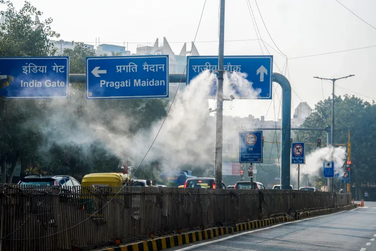 क्या एनसीआर में हवा ‘जहर’ बन गई है: दिल्ली–नोएडा–गाजियाबाद में एक्यूआई 400 के पार, अस्पतालों में बढ़े मरीज?