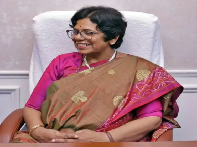 What Initiatives Did NCW Chief Vijaya Rahatkar Discuss in Diu?