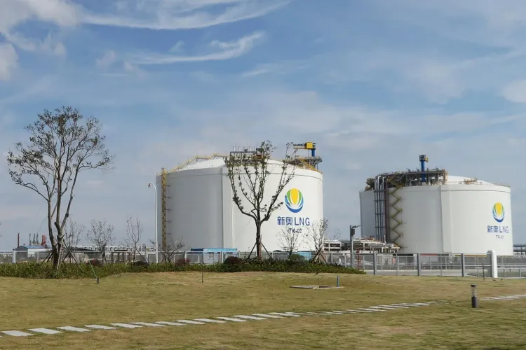 What Steps Are Being Taken to Boost India's Gas-Based Economy?